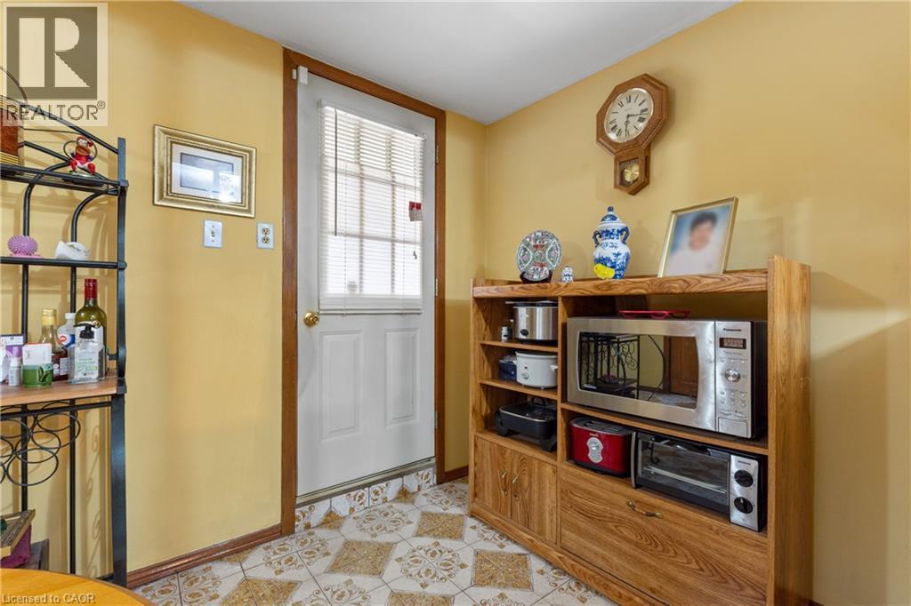 202 Ray Street N, Hamilton, Ontario L8R 2Y2 - Photo 38 - 40838049