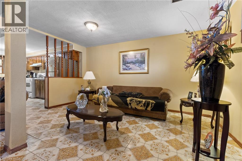 202 Ray Street N, Hamilton, Ontario L8R 2Y2 - Photo 30 - 40838049