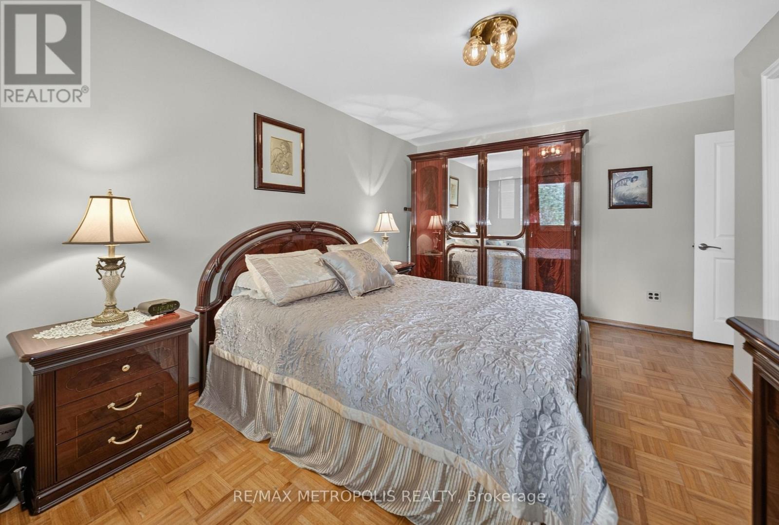 6370 Hillsdale Drive, Whitchurch-Stouffville, Ontario  L4A 3B8 - Photo 13 - N13680236