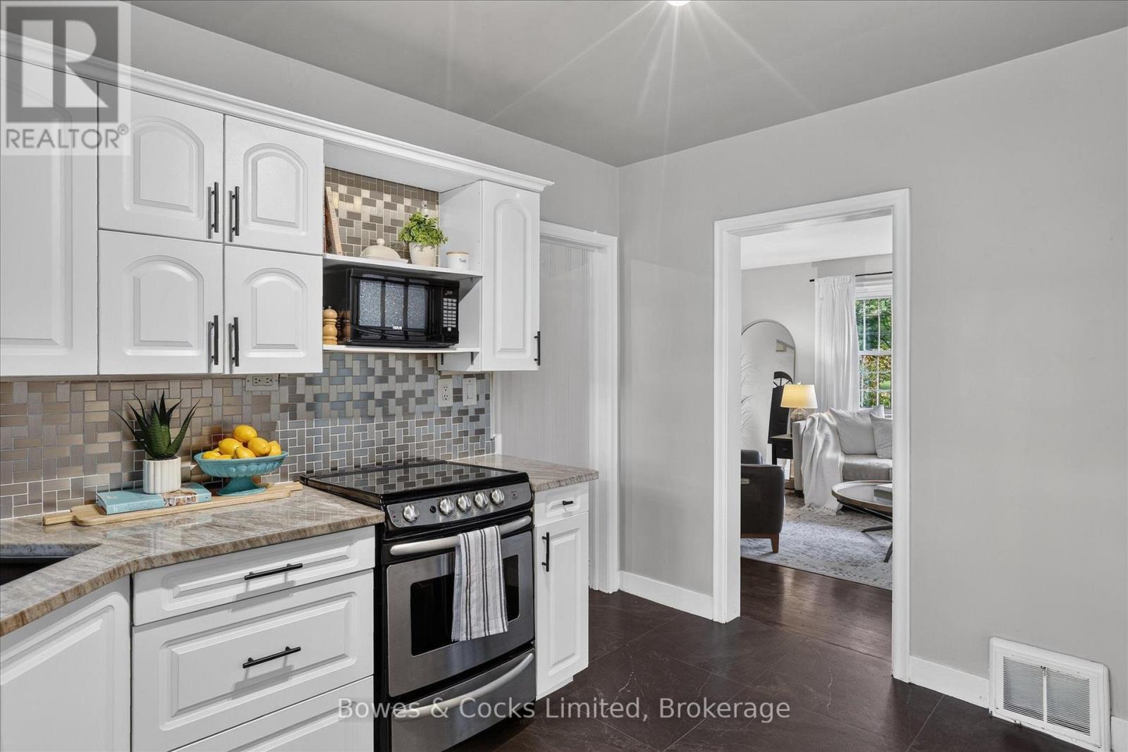 1349 Holloway Drive, Peterborough, Ontario  K9J 6G1 - Photo 15 - X13694972