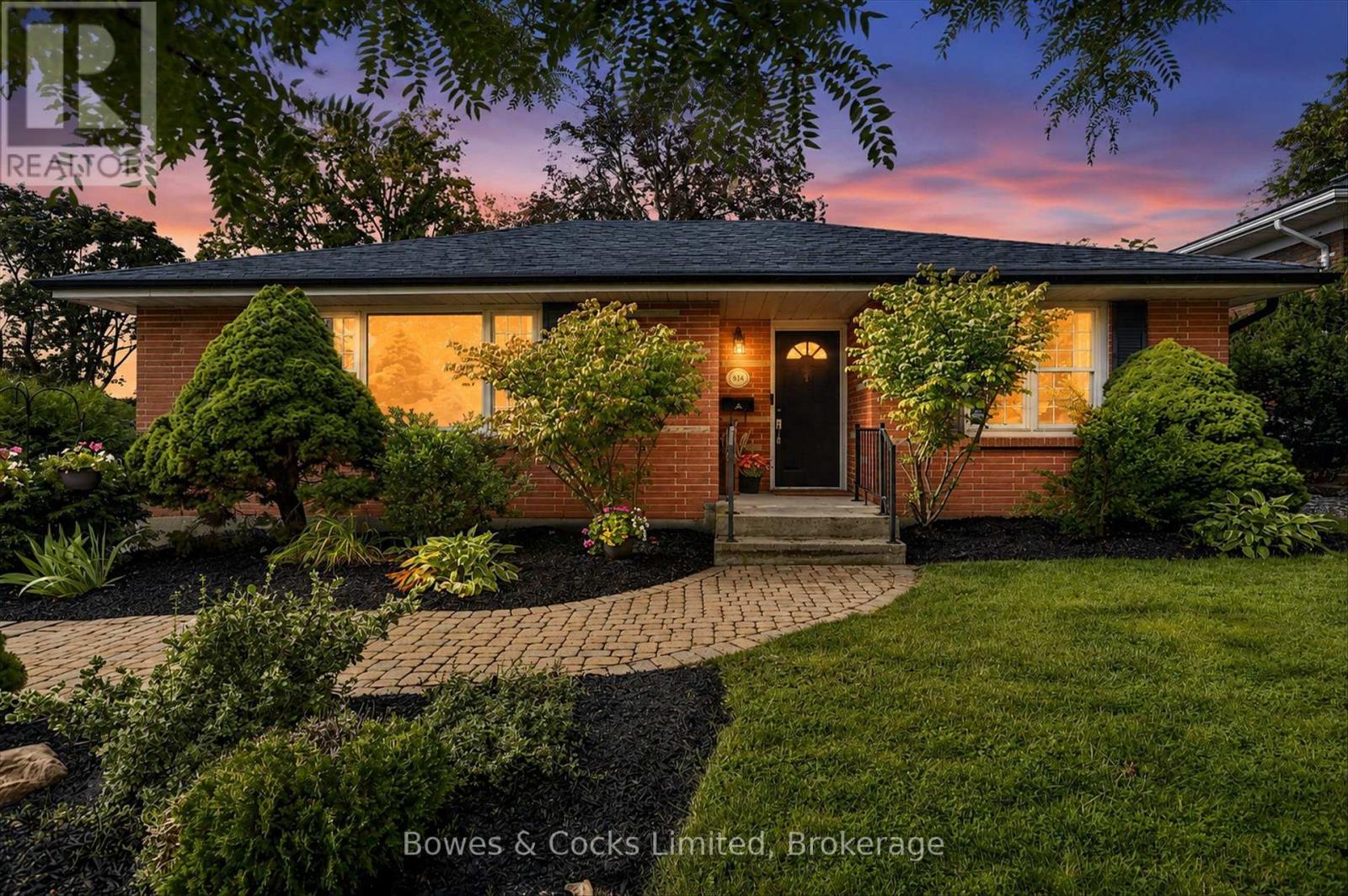 1349 Holloway Drive, Peterborough, Ontario  K9J 6G1 - Photo 2 - X13694972