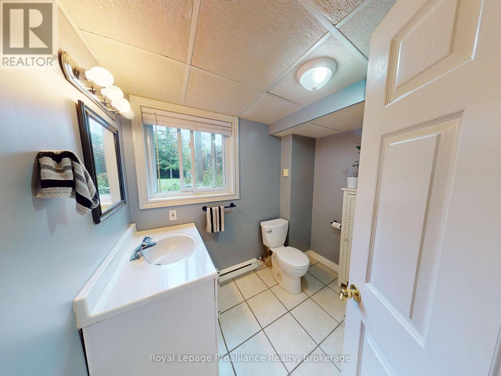 32 Glen Road, Belleville, Ontario  K8P 4G1 - Photo 19 - X13695056