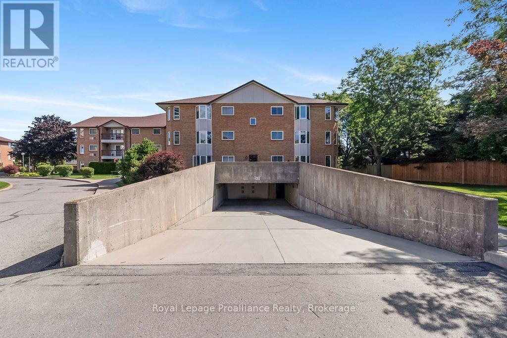 208 - 54 Tripp Boulevard, Quinte West, Ontario  K8V 5V1 - Photo 31 - X13695176