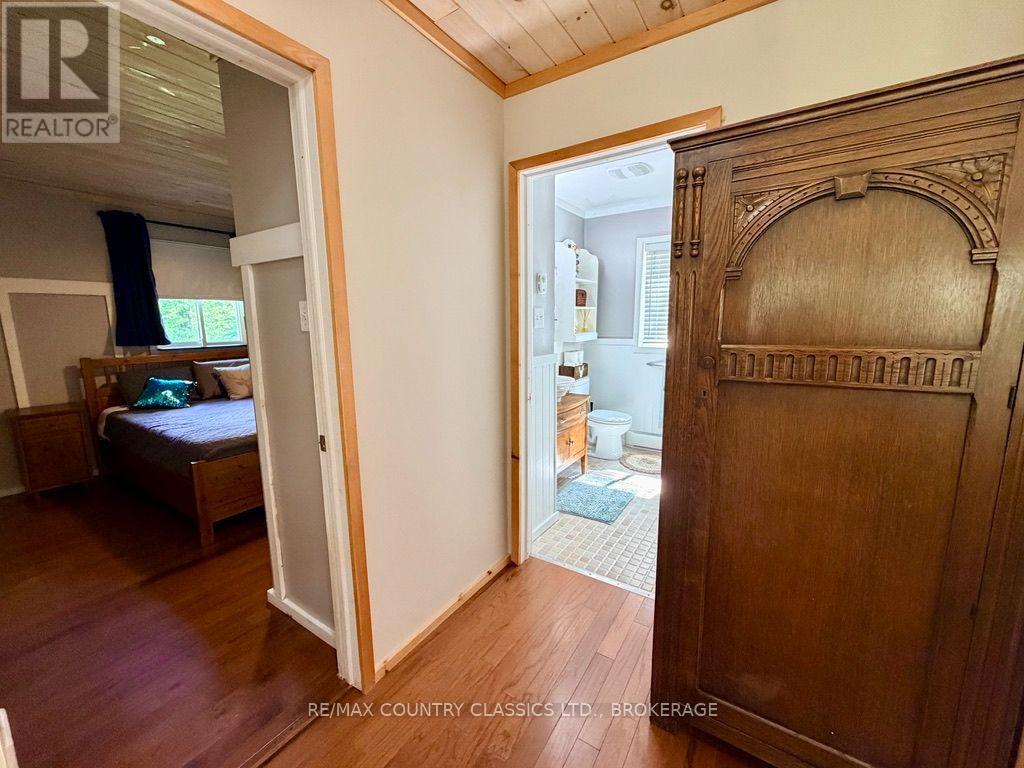 1068c Jacques Bay Road, Addington Highlands, Ontario  K0H 1K0 - Photo 13 - X13695054