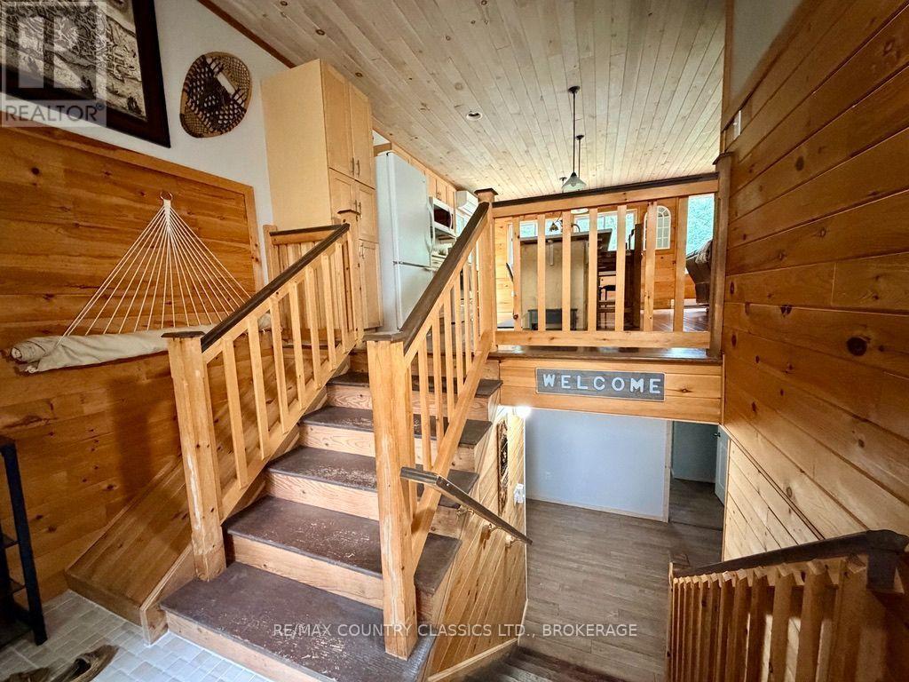 1068c Jacques Bay Road, Addington Highlands, Ontario  K0H 1K0 - Photo 2 - X13695054