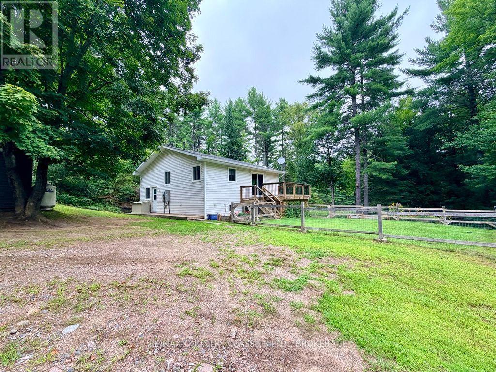 1068c Jacques Bay Road, Addington Highlands, Ontario  K0H 1K0 - Photo 37 - X13695054