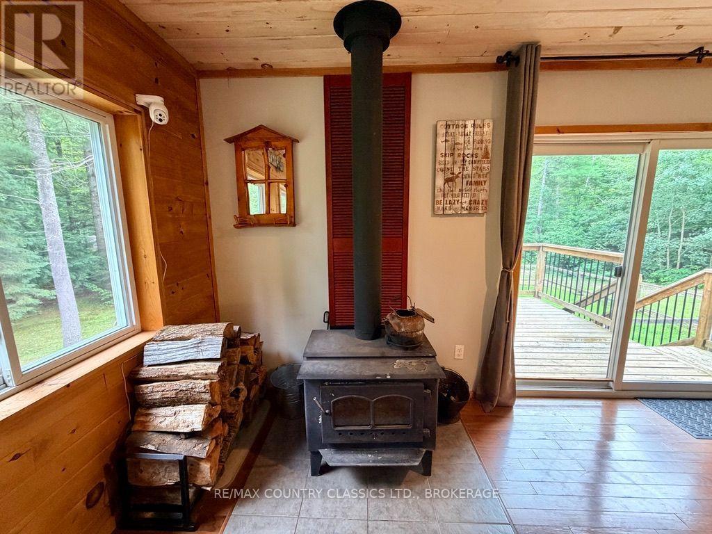 1068c Jacques Bay Road, Addington Highlands, Ontario  K0H 1K0 - Photo 9 - X13695054