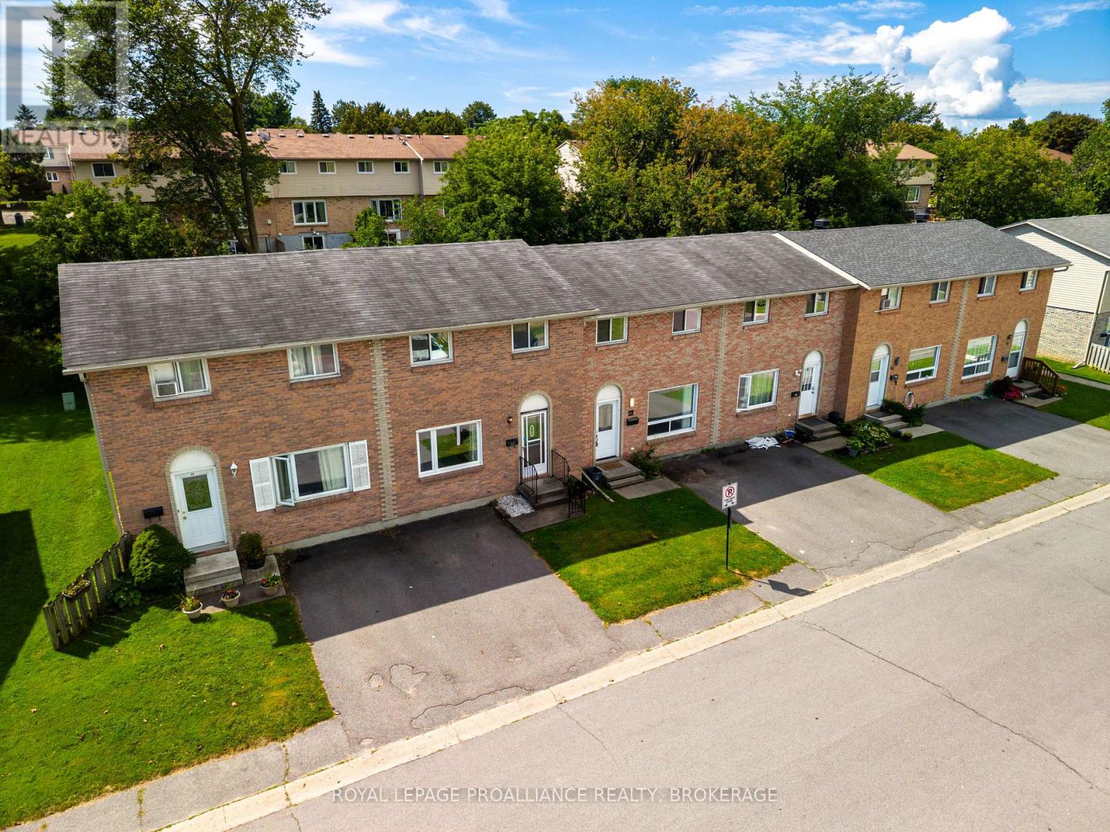 52 - 46 Rosemund Crescent, Kingston, Ontario  K7M 6Z4 - Photo 34 - X13695180