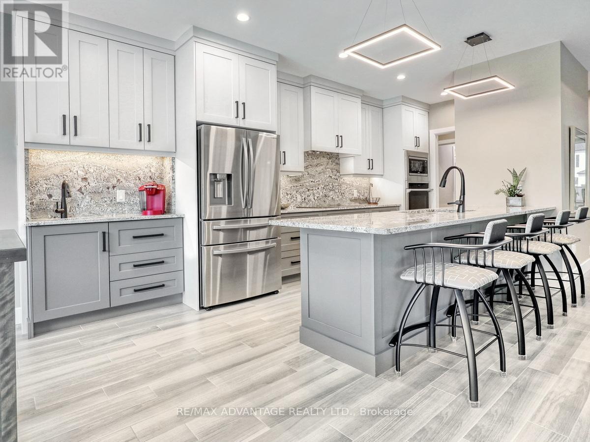 240 Edgewater Boulevard, Middlesex Centre, Ontario  N0L 1R0 - Photo 16 - X13694970
