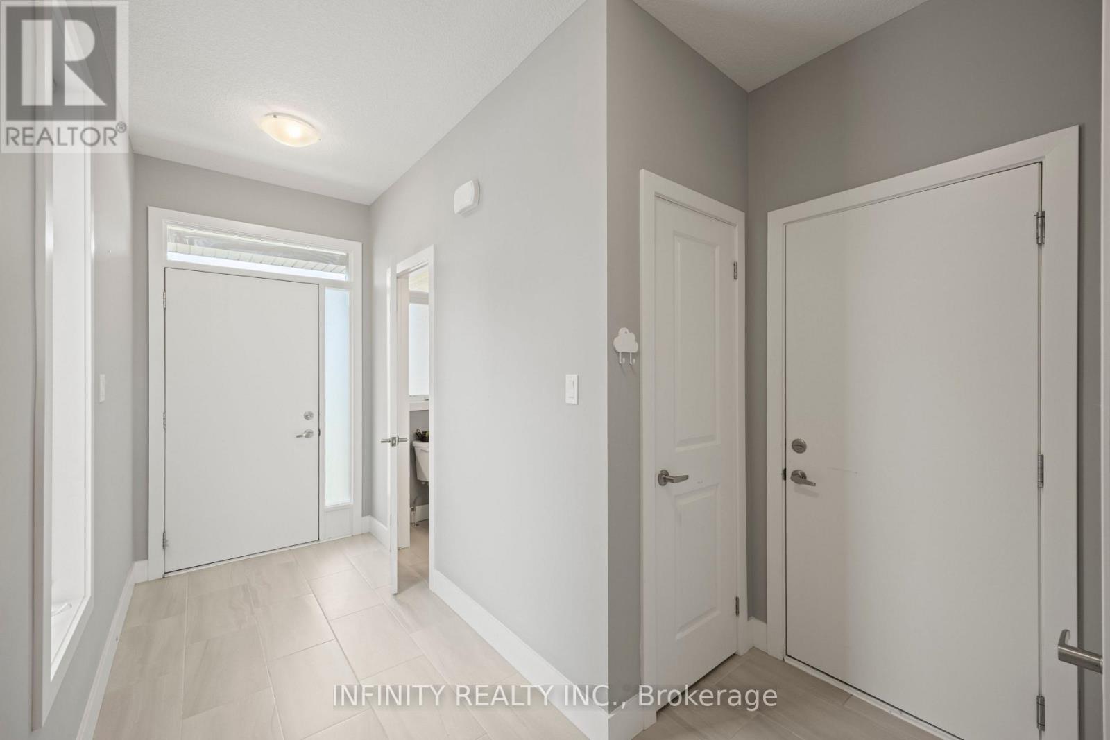 2460 Irish Moss Road, London South, Ontario  N6M 0H6 - Photo 4 - X13695090