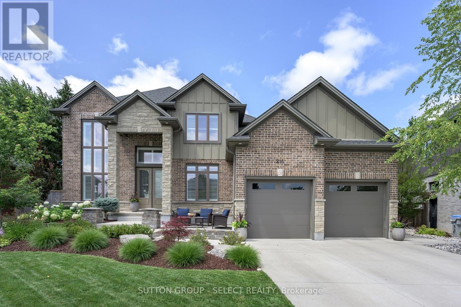 216 Martin Drive, Middlesex Centre, Ontario  N0M 2A0 - Photo 1 - X13695152