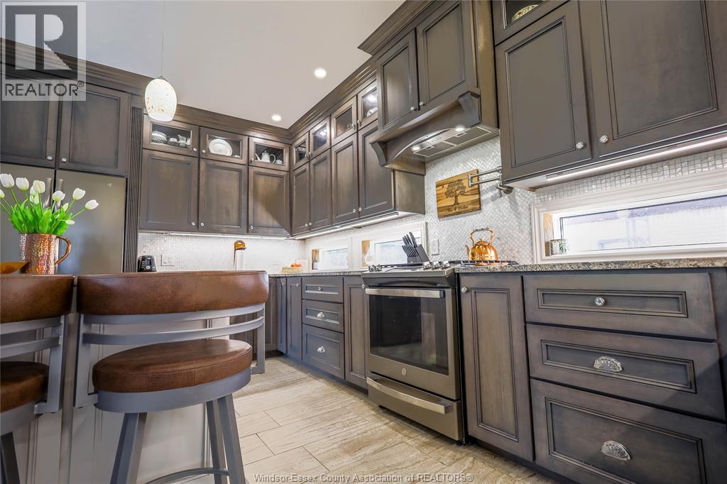 345b Robson Road, Leamington, Ontario  N8H 5G6 - Photo 8 - 26020206
