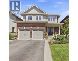 401 VALRIDGE Drive, Ancaster, Ontario