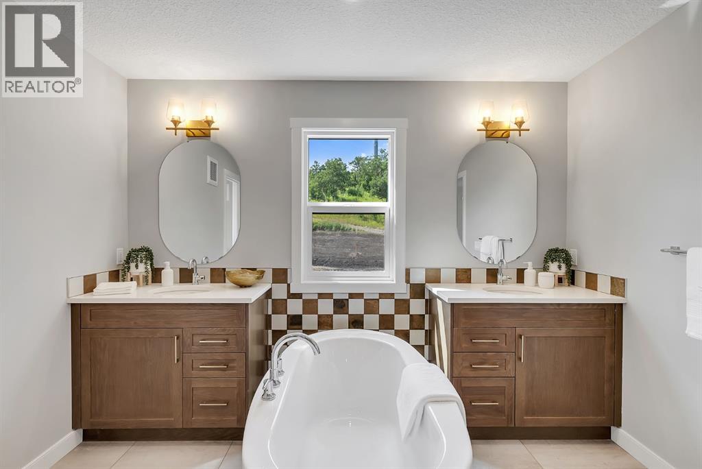 3 Tillotson Downs, Okotoks, Alberta  T1S 4Z5 - Photo 34 - A2331716