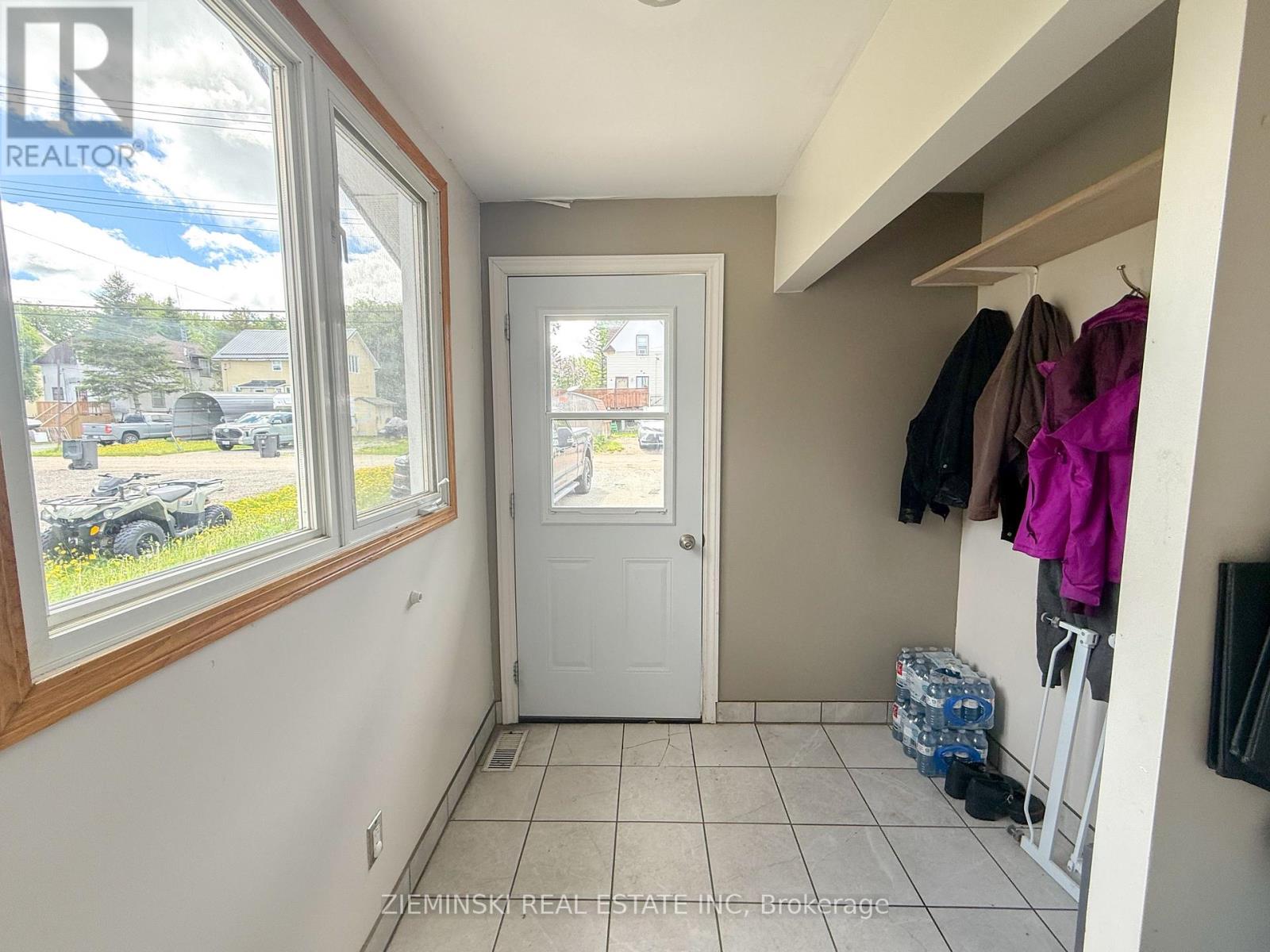 143 Essex Avenue, Iroquois Falls, Ontario  P0K 1E0 - Photo 6 - T13695042