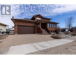 405 Riviera DR, Thunder Bay, Ontario