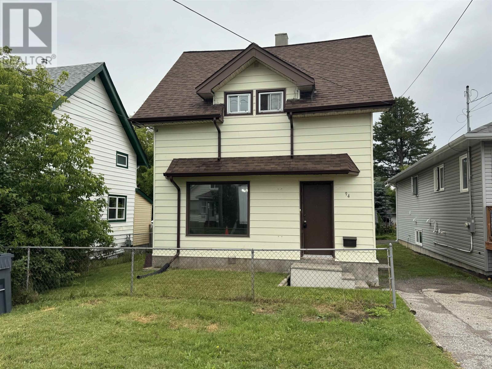 94 Empress Ave. S., Thunder Bay, Ontario  P7B 5N3 - Photo 4 - TB2602174