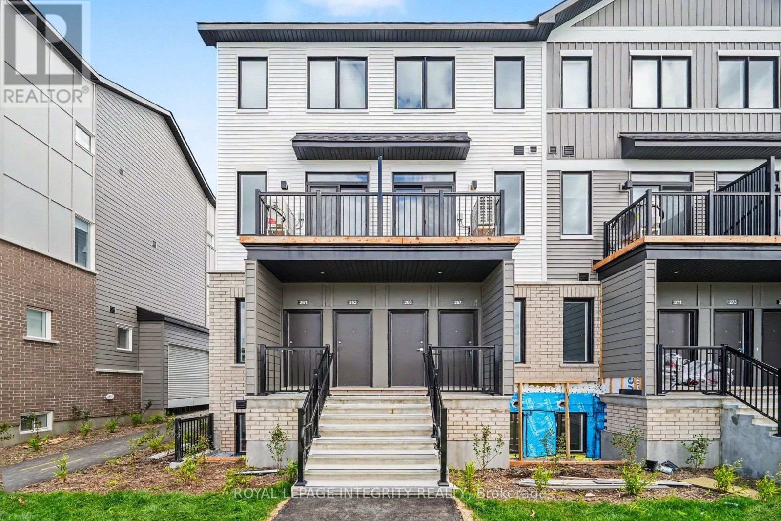 265 Lamarche Avenue, Ottawa, Ontario  K1W 0M5 - Photo 1 - X13695194
