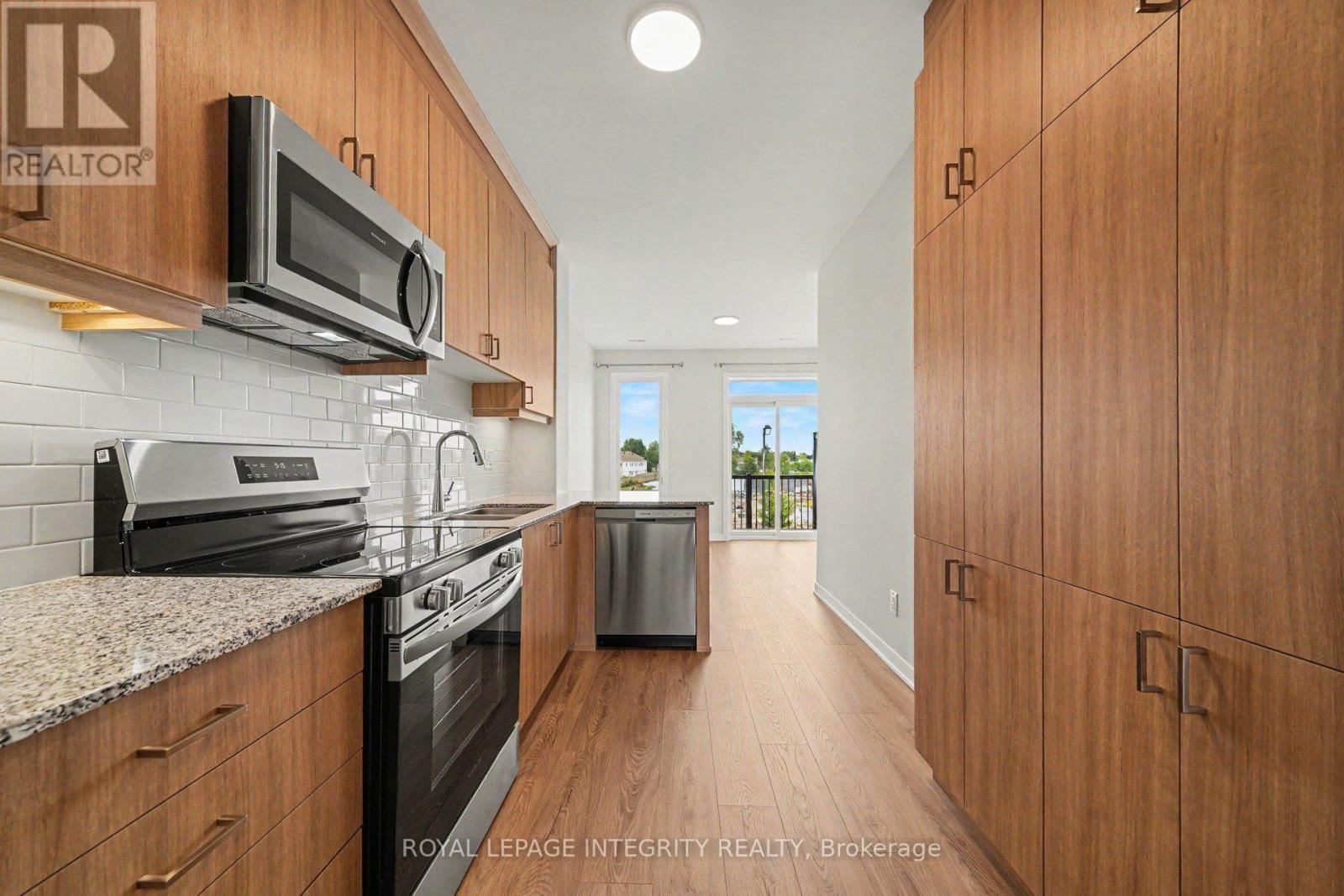 265 Lamarche Avenue, Ottawa, Ontario  K1W 0M5 - Photo 3 - X13695194