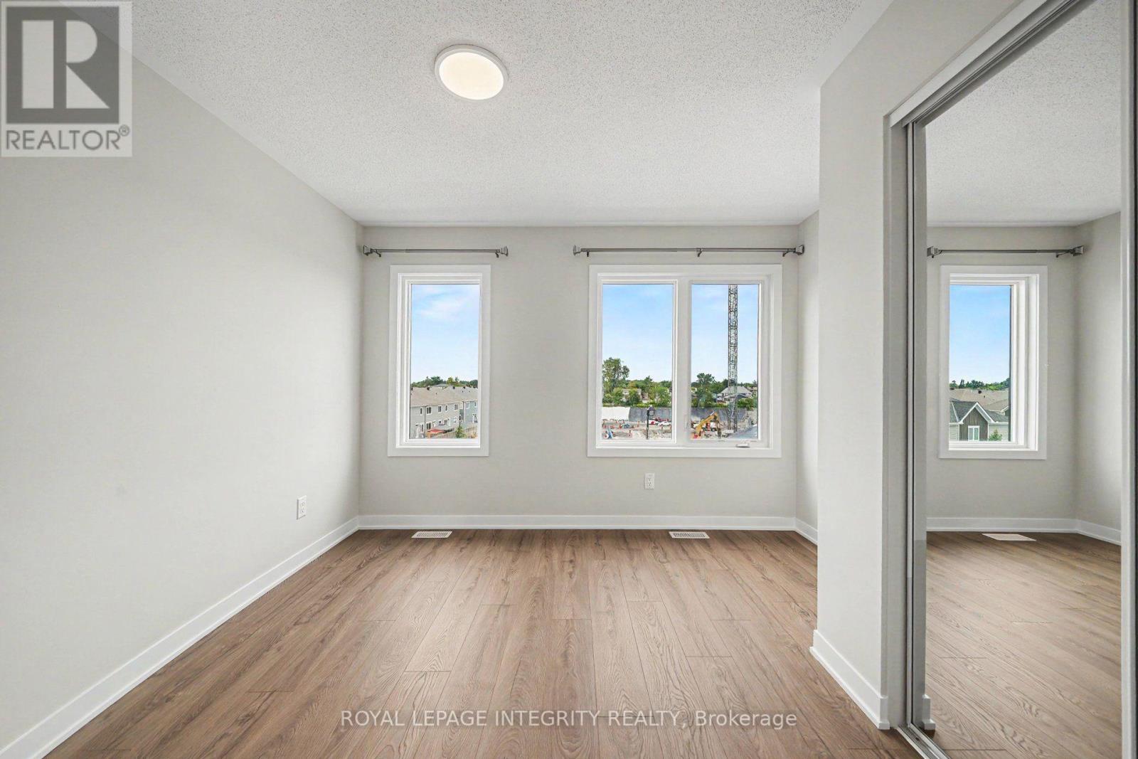 265 Lamarche Avenue, Ottawa, Ontario  K1W 0M5 - Photo 7 - X13695194