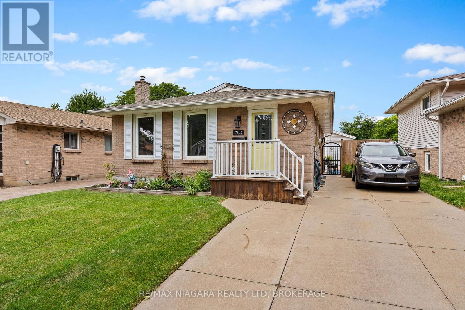7803 SALISBURY PLACE, Niagara Falls, Ontario