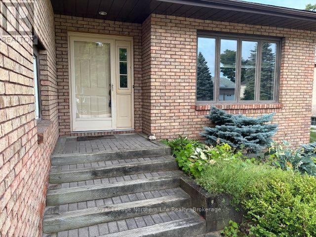 14 Nottingham Drive, North Bay, Ontario  P1C 1K9 - Photo 11 - X13695118