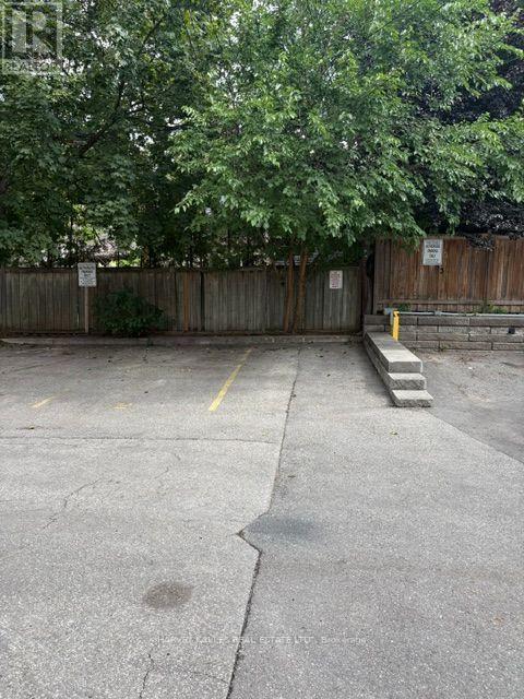 1 - 1661 Bathurst Street, Toronto, Ontario  M5P 3K3 - Photo 21 - C13694968