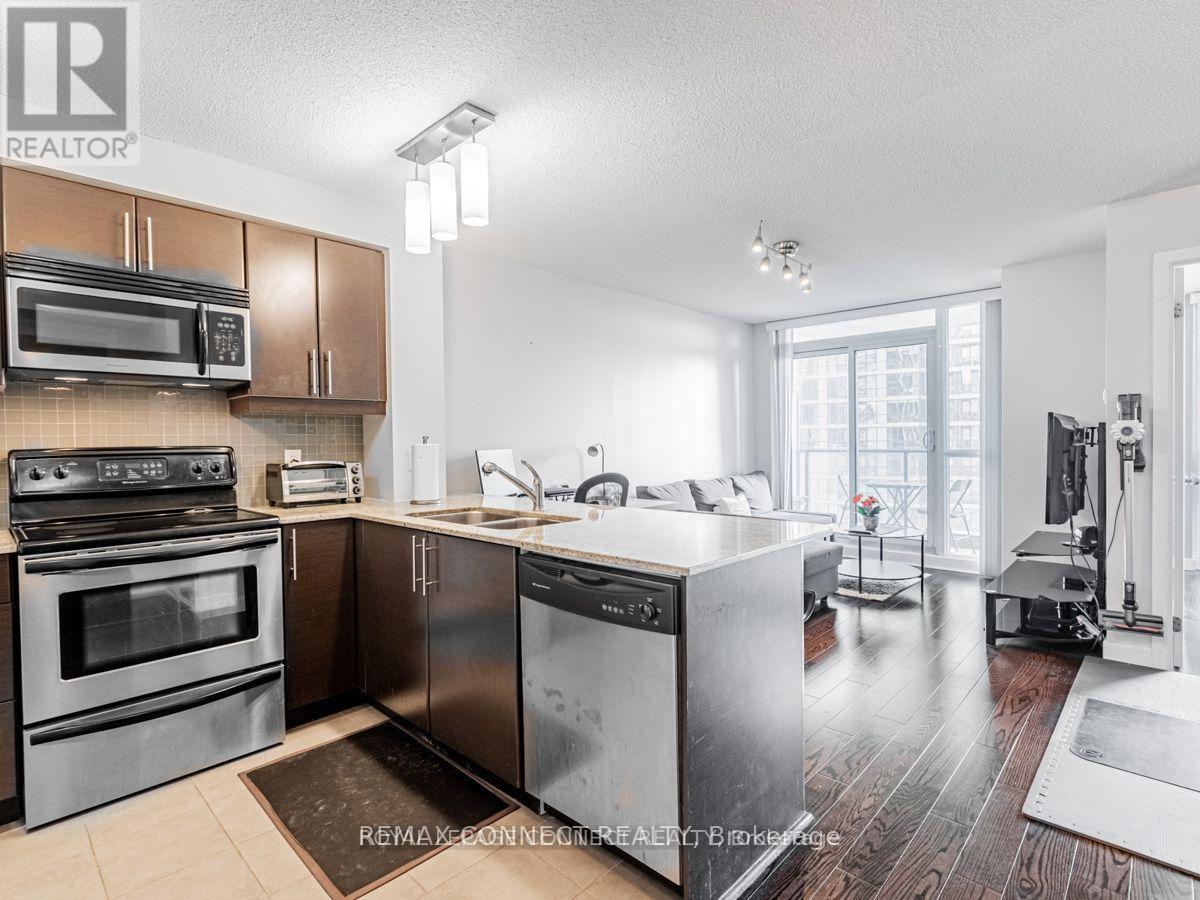1407 - 18 Harbour Street, Toronto, Ontario  M5J 2Z6 - Photo 5 - C13694988