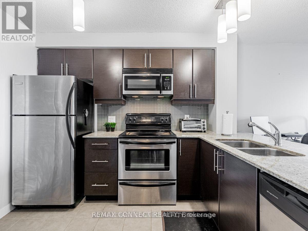 1407 - 18 Harbour Street, Toronto, Ontario  M5J 2Z6 - Photo 6 - C13694988