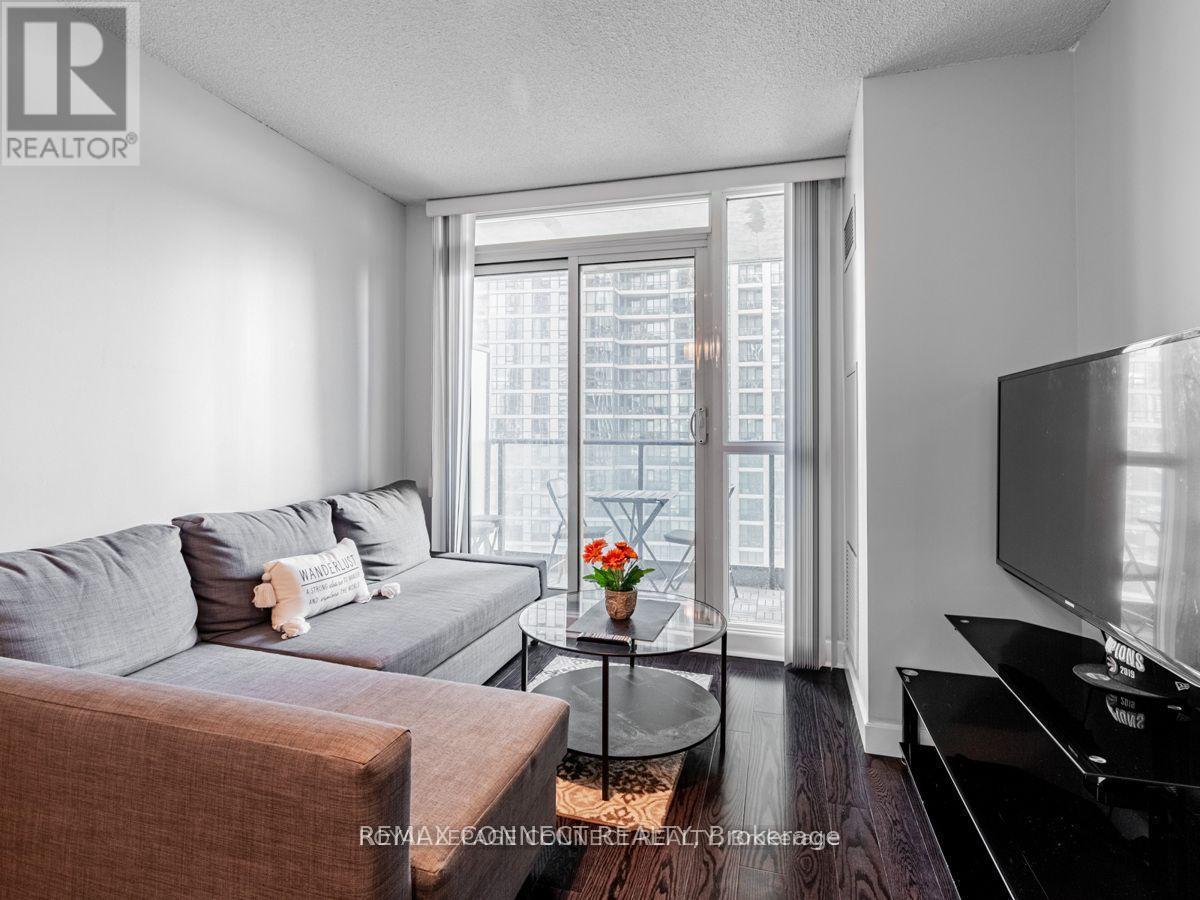 1407 - 18 HARBOUR STREET
