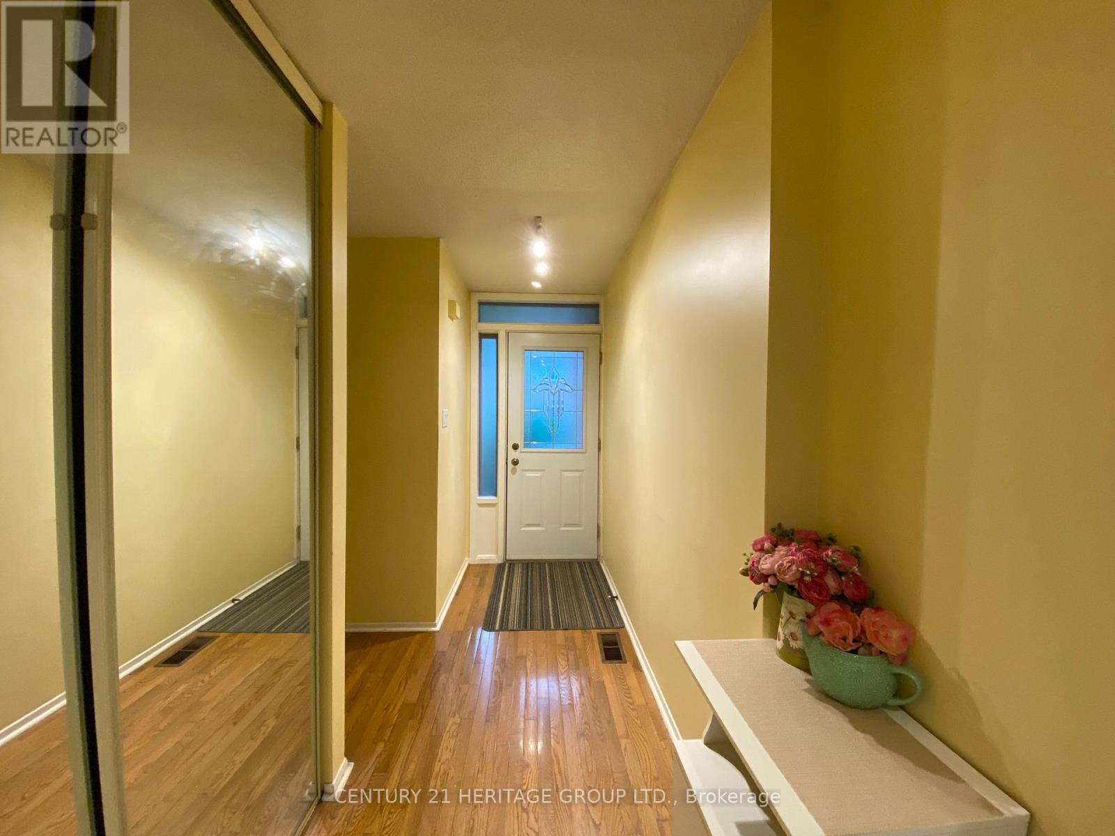 65 Black Hawk Way, Toronto, Ontario M2R 3L7 - Photo 5 - C13695058