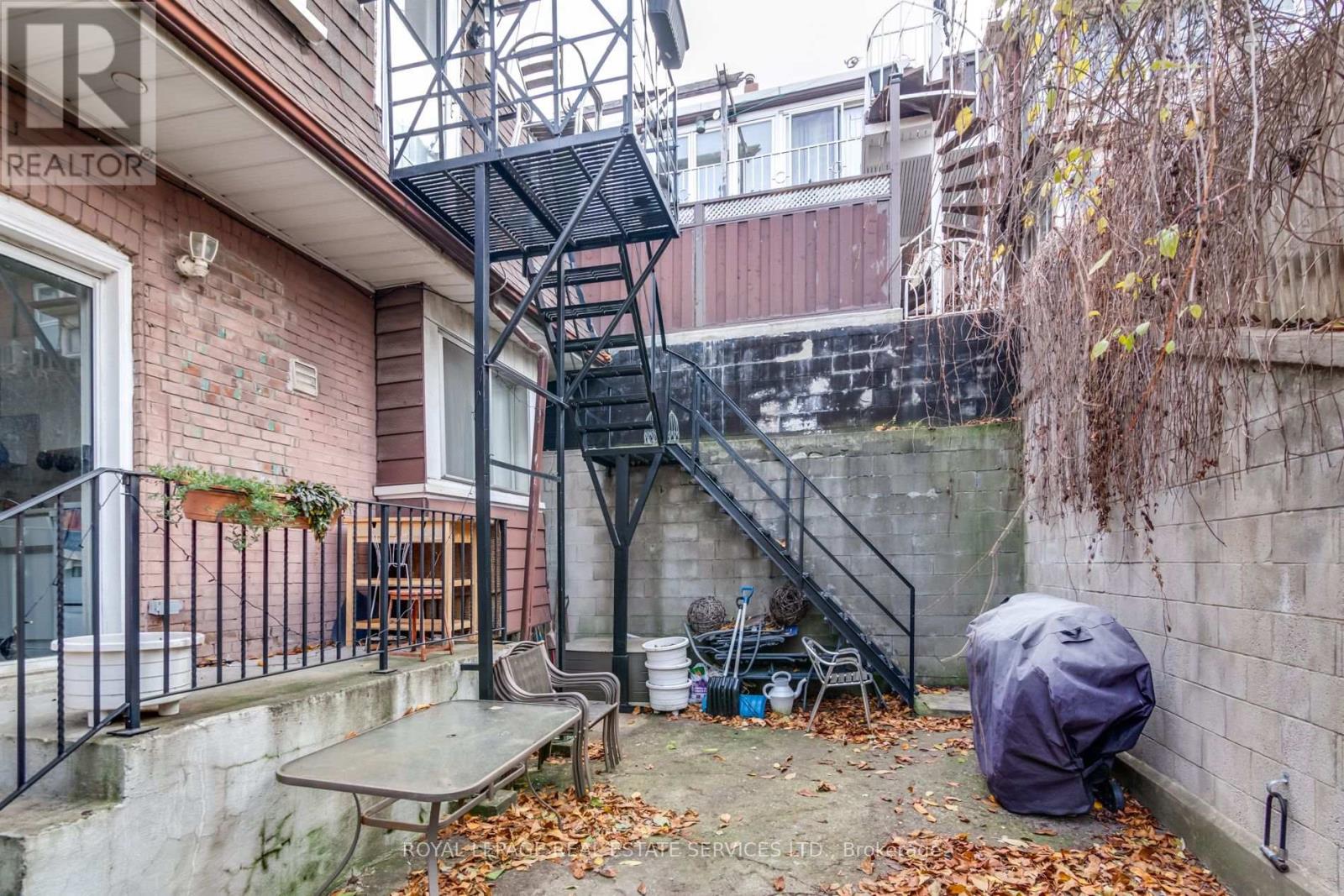2 - 50 Rusholme Road, Toronto, Ontario  M6J 3H5 - Photo 17 - C13695220