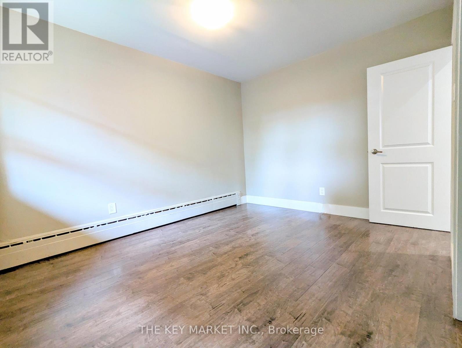 2 - 211 St Clements Avenue, Toronto, Ontario  M4R 1H3 - Photo 18 - C13695228