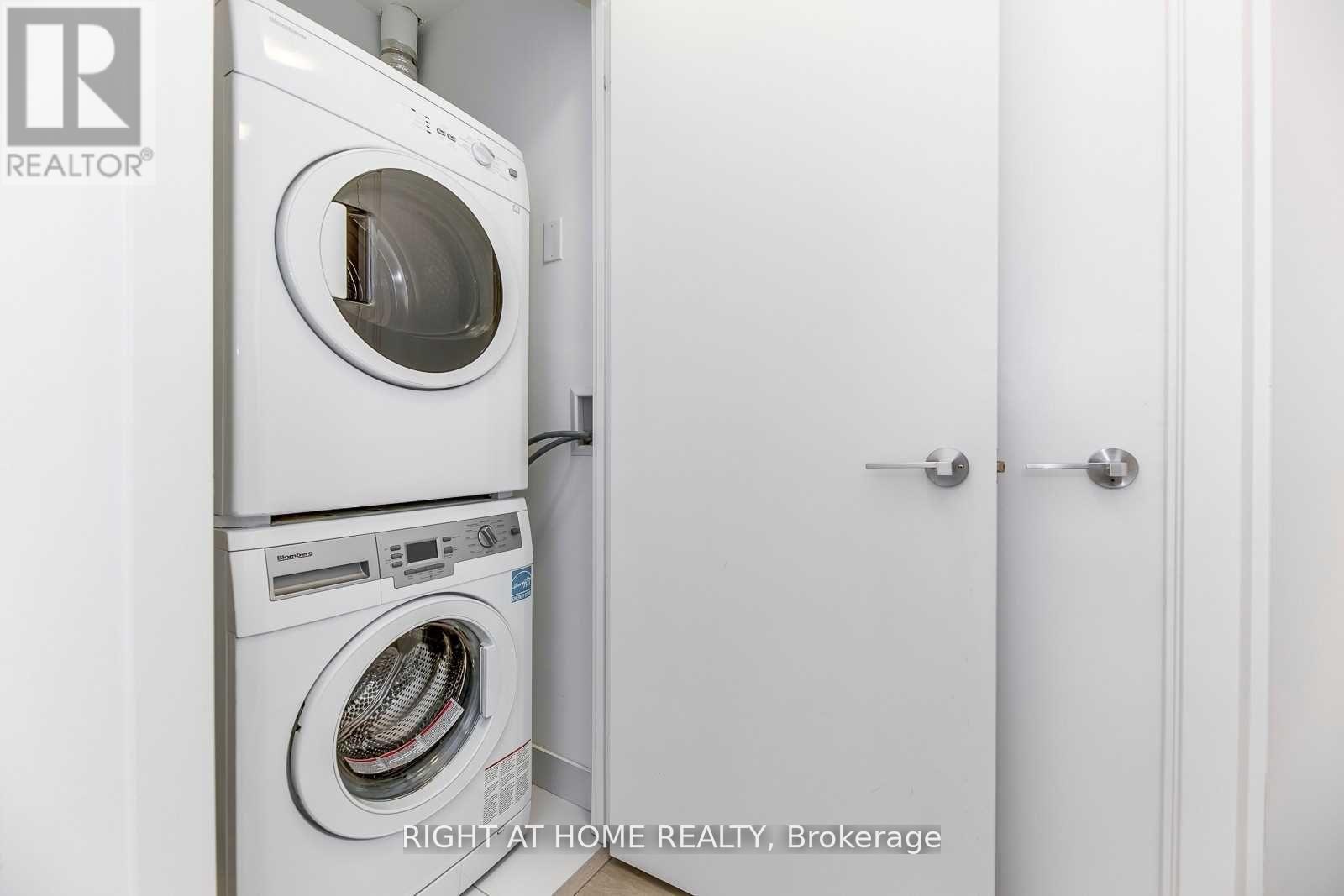 1410 - 199 Richmond Street W, Toronto, Ontario  M5V 0H4 - Photo 8 - C13695284