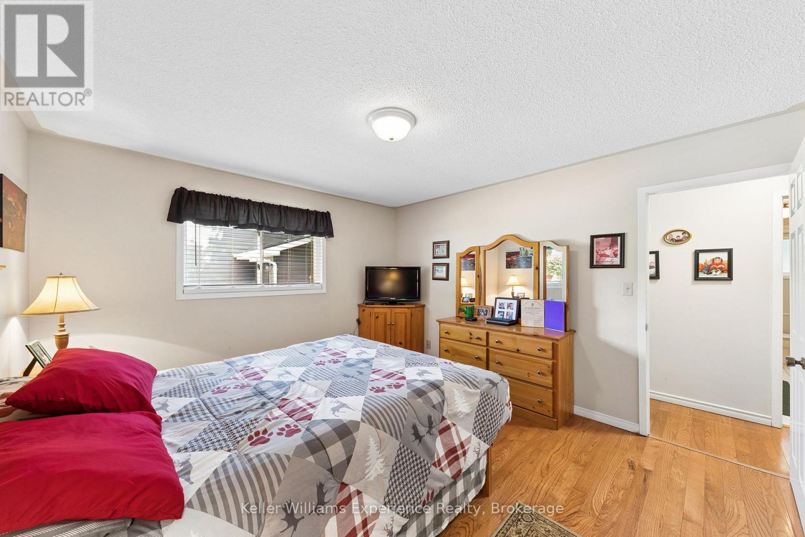6 Bonaventure Place, Penetanguishene, Ontario  L9M 1J3 - Photo 10 - S13695192