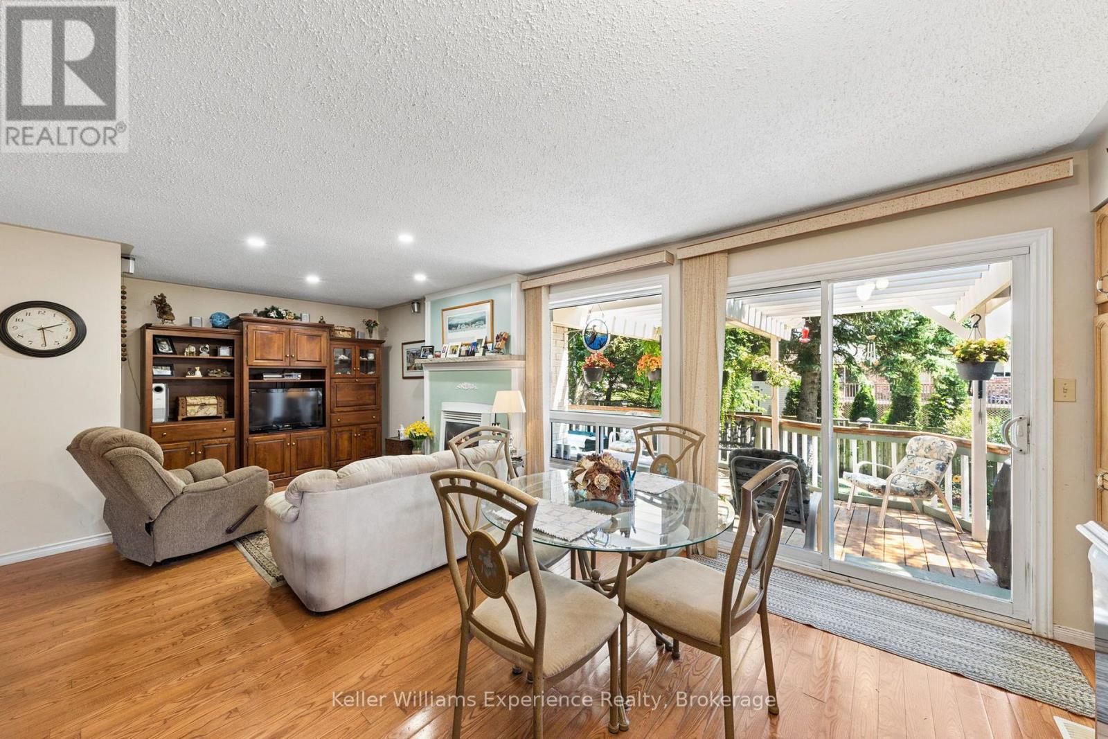 6 Bonaventure Place, Penetanguishene, Ontario  L9M 1J3 - Photo 9 - S13695192