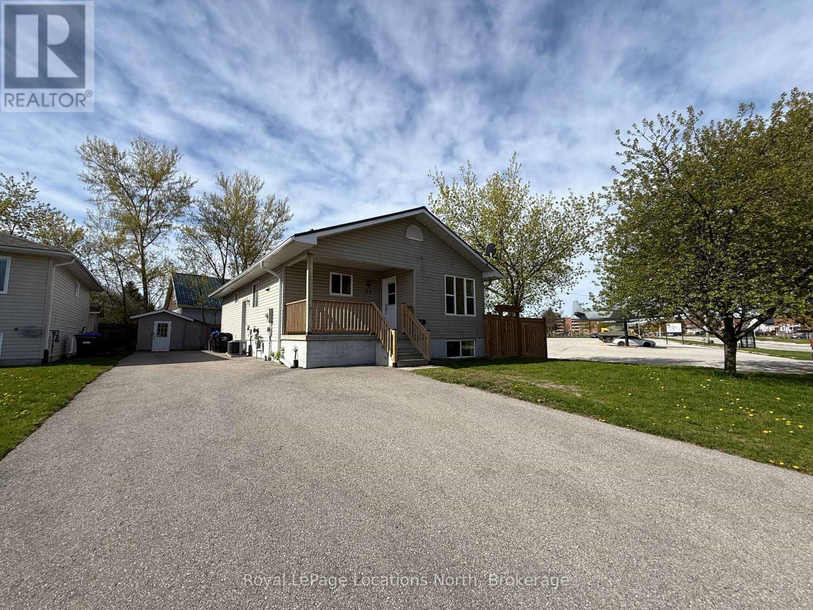 Lower - 51 Raglan Street, Collingwood, Ontario  L9Y 4Y6 - Photo 1 - S13695218