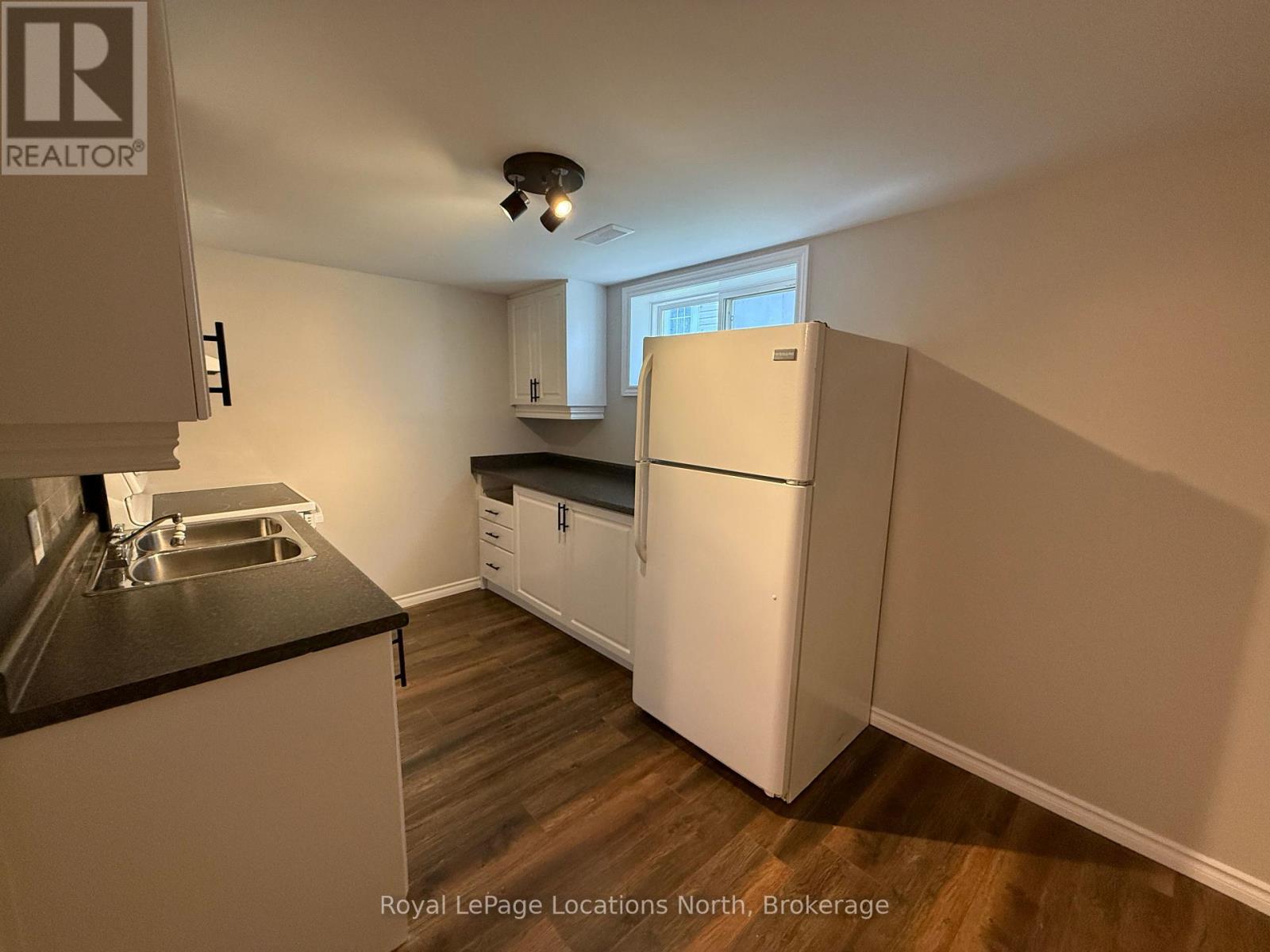 Lower - 51 Raglan Street, Collingwood, Ontario  L9Y 4Y6 - Photo 10 - S13695218