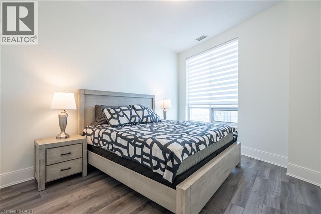 330 Burnhamthorpe Road W Unit# Ph5, Mississauga, Ontario  L5B 0E1 - Photo 20 - 40857176