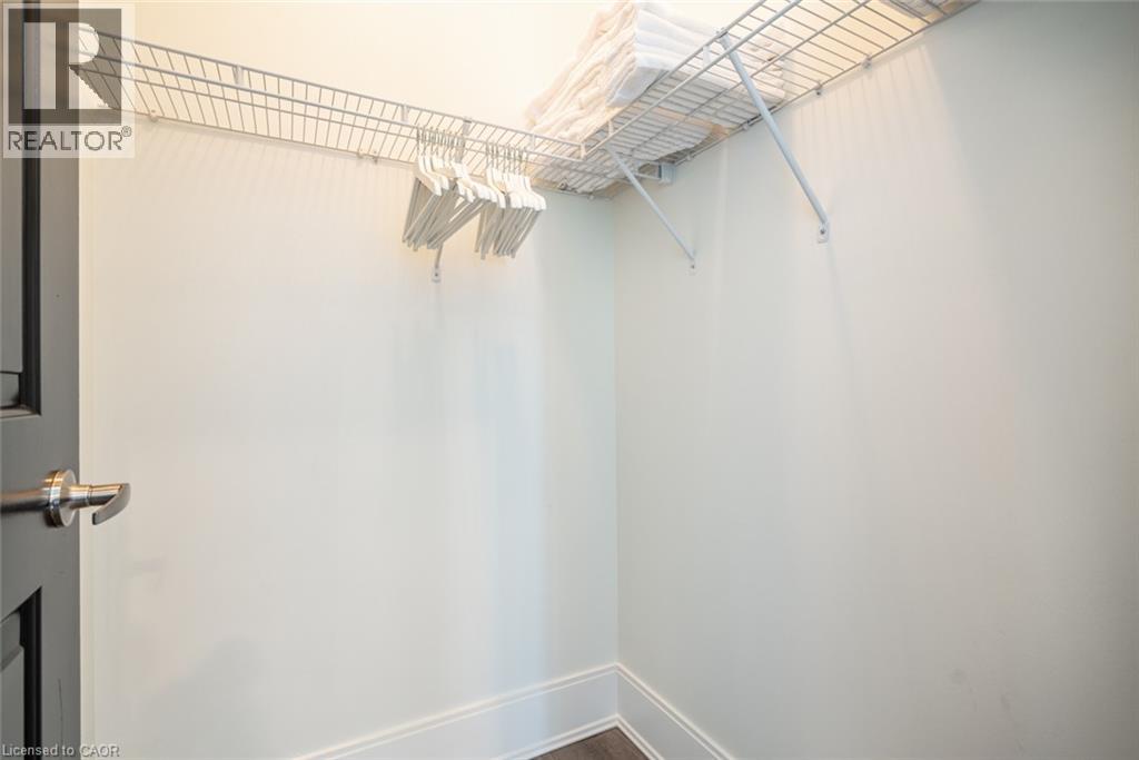 330 Burnhamthorpe Road W Unit# Ph5, Mississauga, Ontario  L5B 0E1 - Photo 27 - 40857176