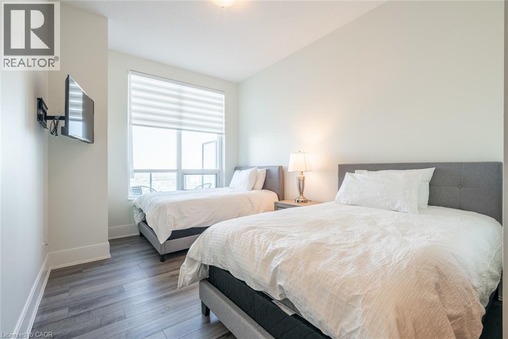 330 Burnhamthorpe Road W Unit# Ph5, Mississauga, Ontario  L5B 0E1 - Photo 28 - 40857176