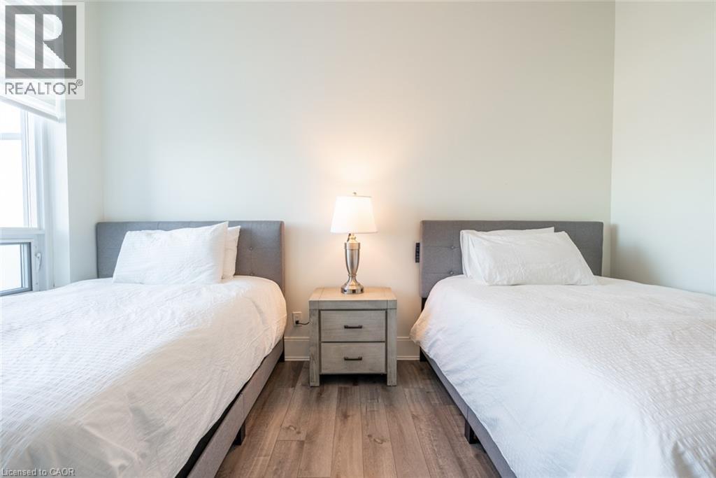 330 Burnhamthorpe Road W Unit# Ph5, Mississauga, Ontario  L5B 0E1 - Photo 30 - 40857176