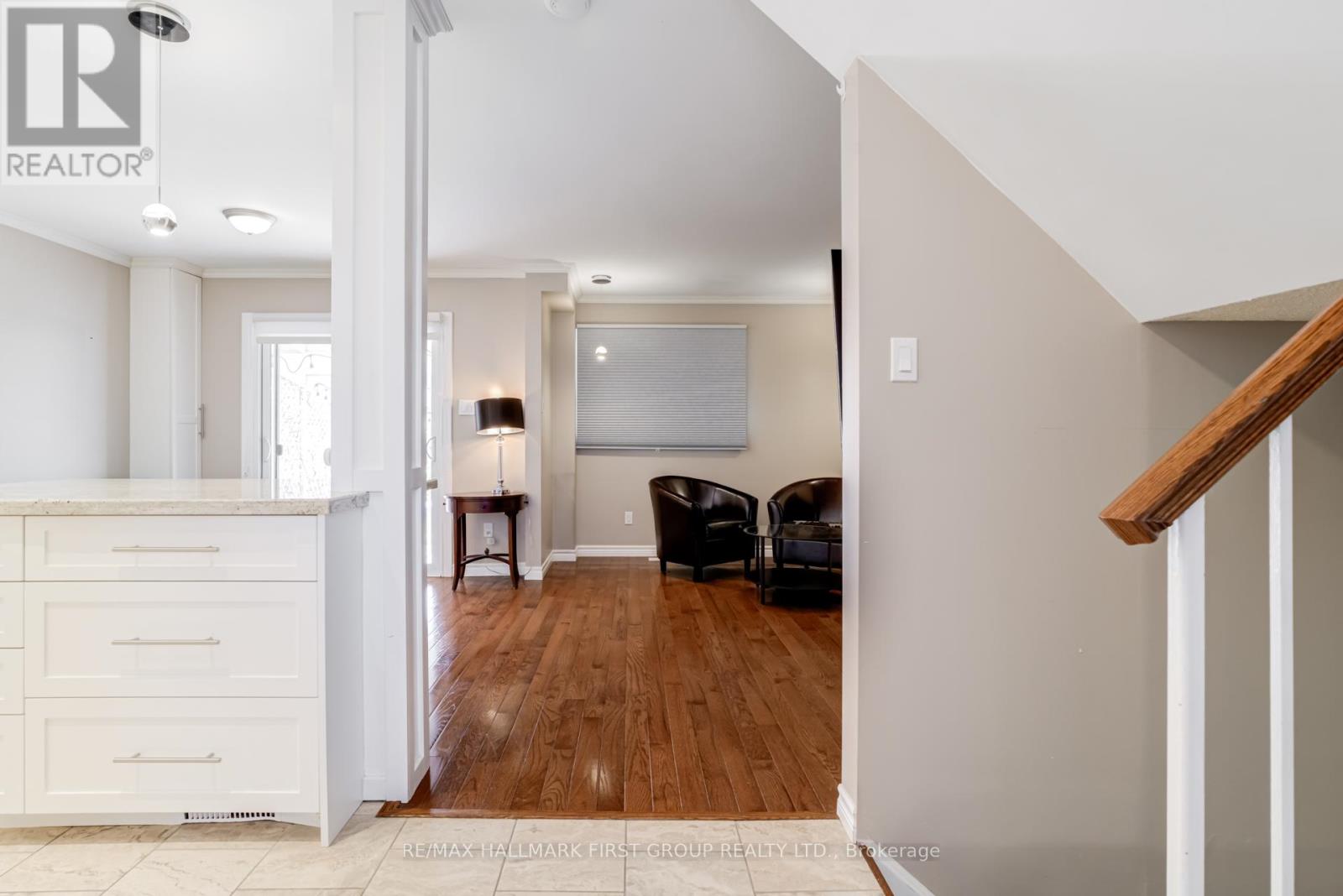 30 Stockbridge Crescent, Ajax, Ontario  L1T 2G7 - Photo 2 - E13694982