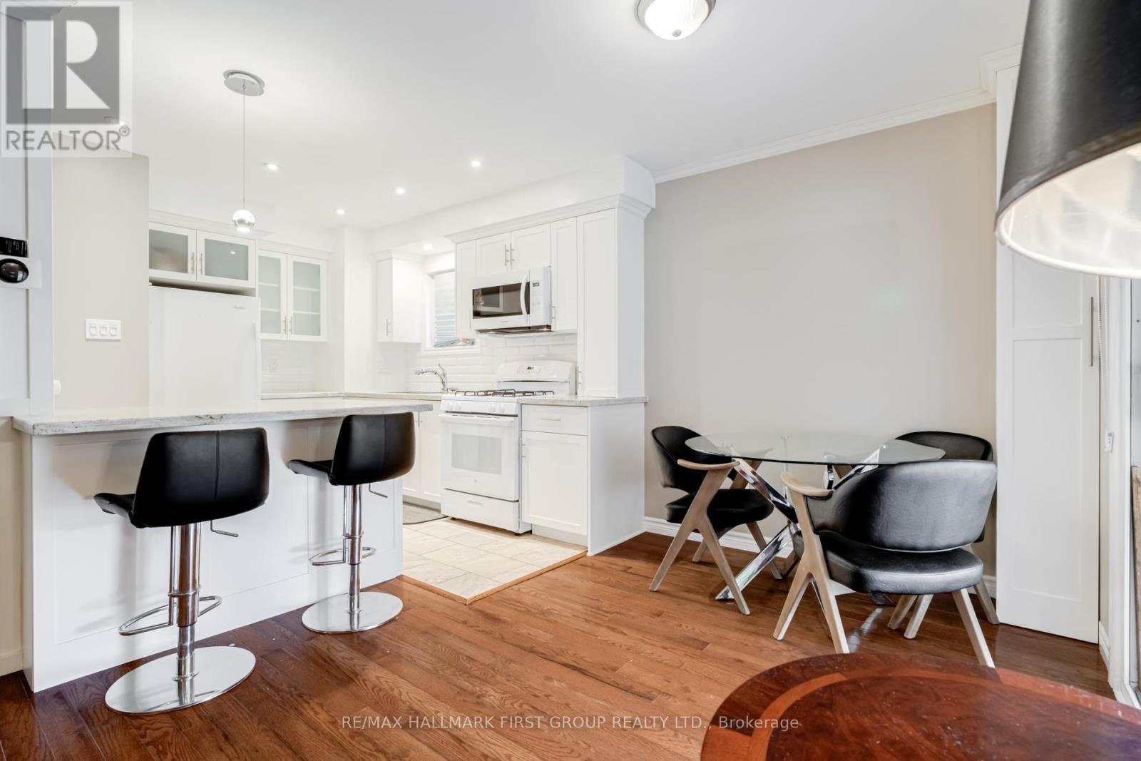 30 Stockbridge Crescent, Ajax, Ontario  L1T 2G7 - Photo 4 - E13694982