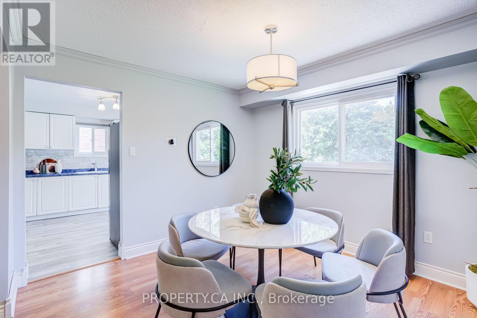 1 Latham Court, Ajax, Ontario  L1S 4B5 - Photo 10 - E13695040