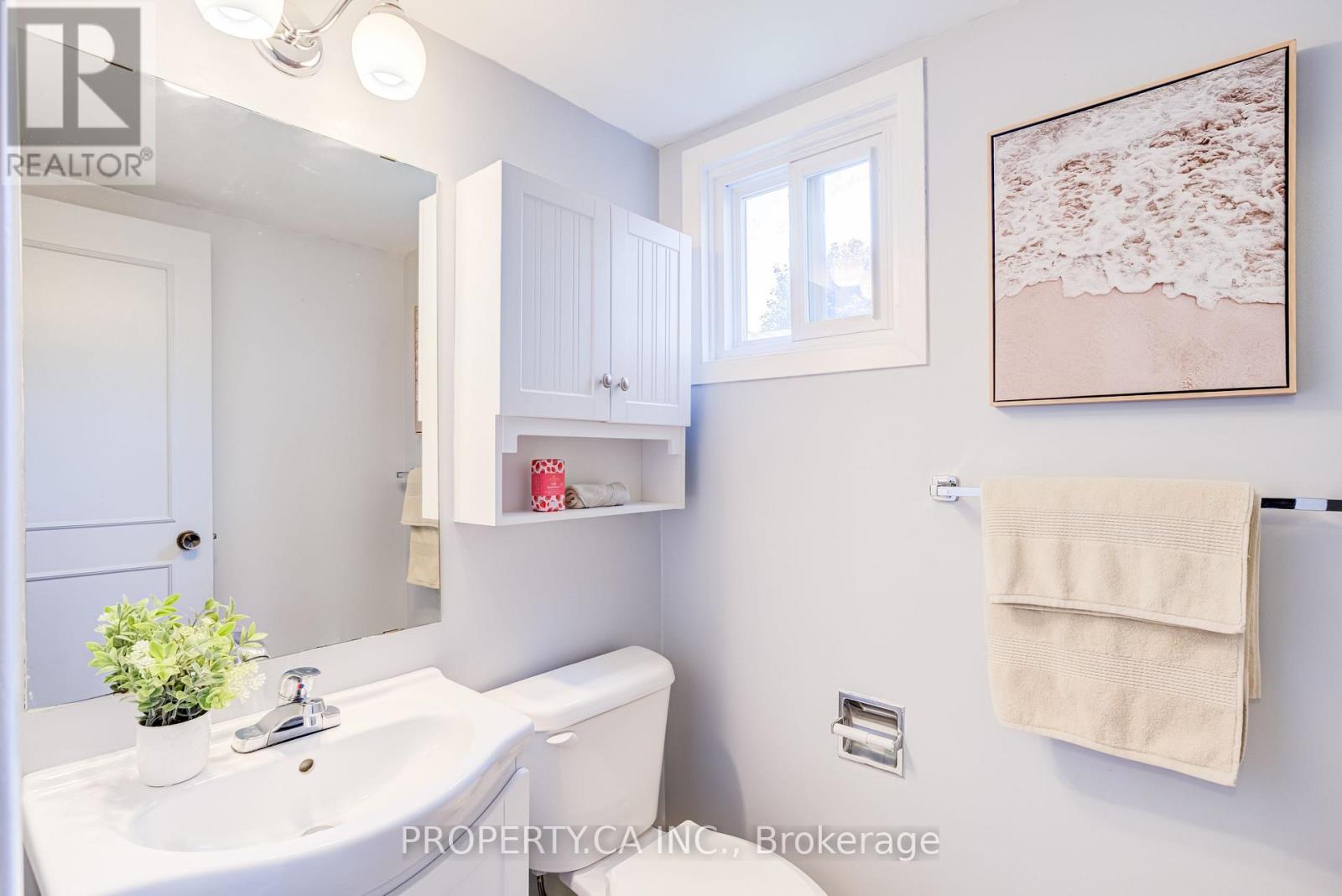 1 Latham Court, Ajax, Ontario  L1S 4B5 - Photo 15 - E13695040