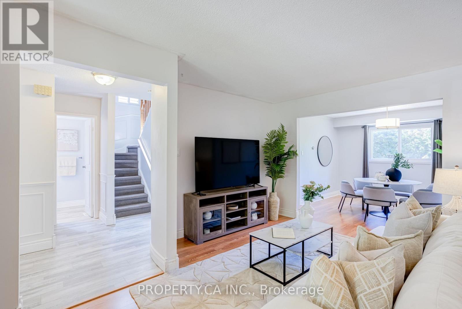 1 Latham Court, Ajax, Ontario  L1S 4B5 - Photo 7 - E13695040