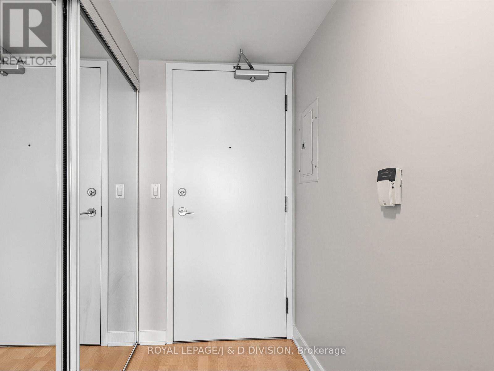 3002 - 38 Lee Centre Drive, Toronto, Ontario  M1H 3J7 - Photo 19 - E13695198