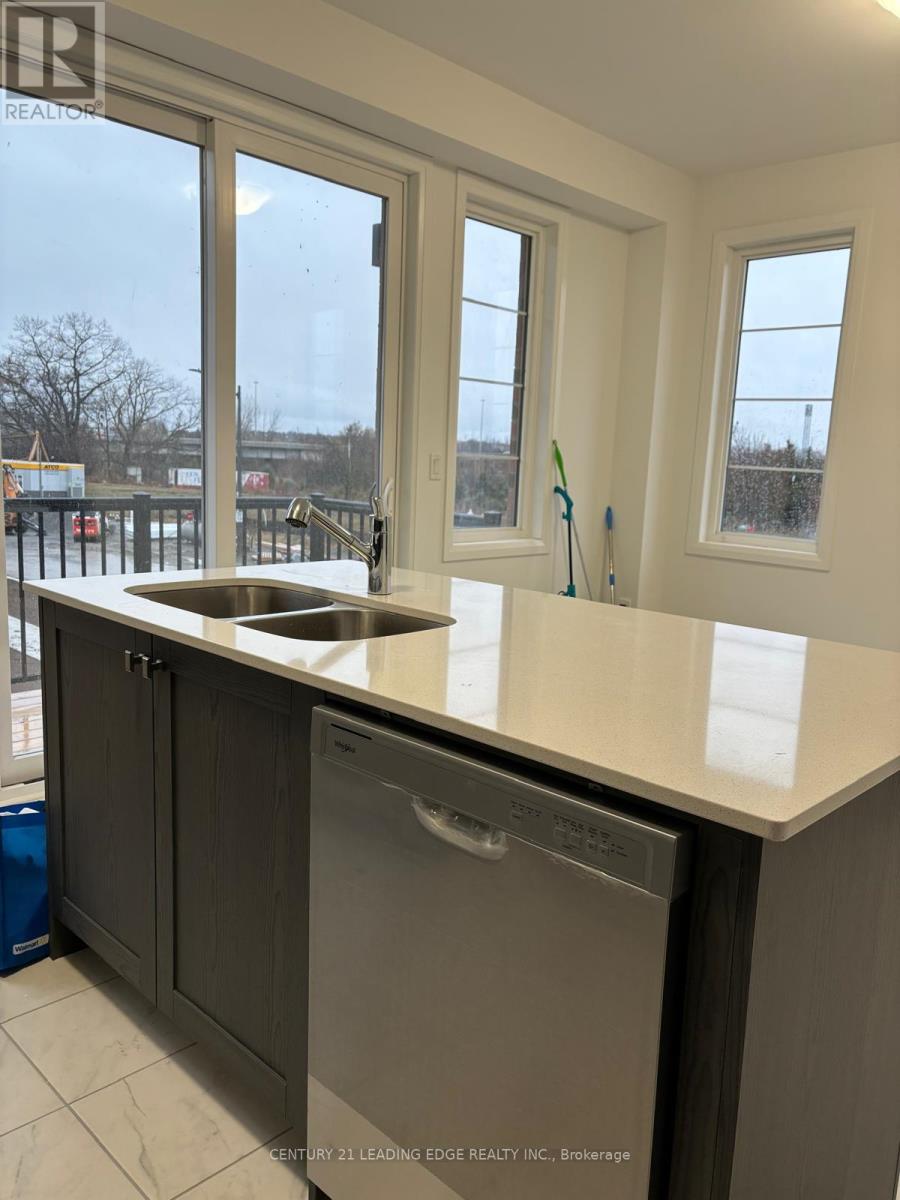 2 Nautical Way, Whitby, Ontario  L1N 0N2 - Photo 14 - E13695204