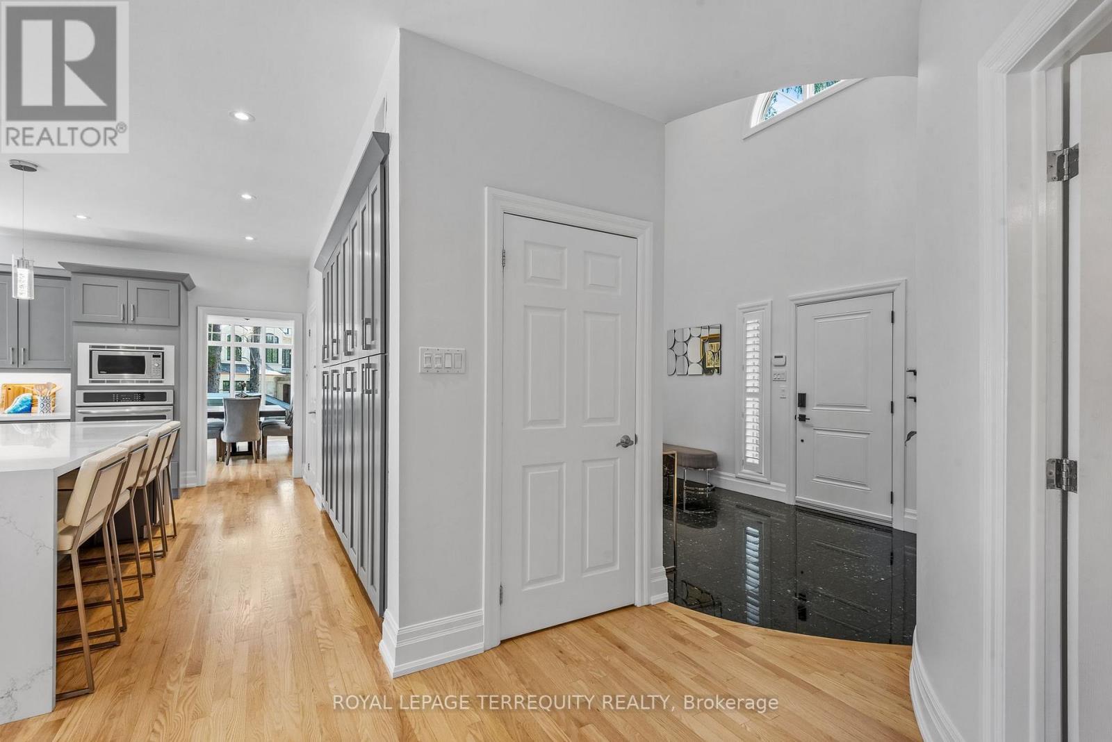 507 Rougemount Drive, Pickering, Ontario  L1W 2B8 - Photo 18 - E13695290